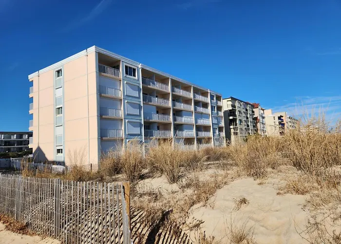 Barefoot Country 202 Apartment *